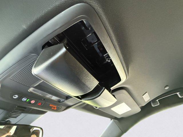 2025 GMC Acadia Vehicle Photo in LEOMINSTER, MA 01453-2952
