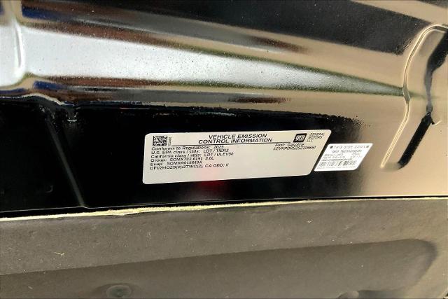 2025 Cadillac XT6 Vehicle Photo in TOPEKA, KS 66609-0000