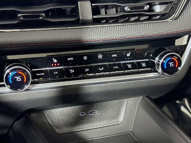 2025 Chevrolet Equinox Vehicle Photo in PUYALLUP, WA 98371-4149