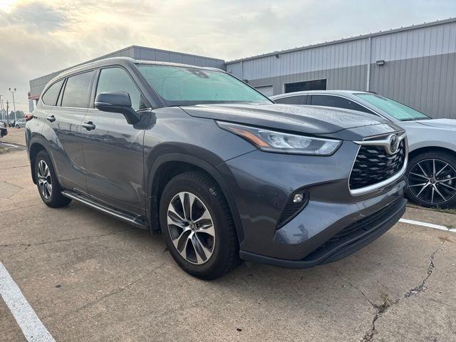 2020 Toyota Highlander Vehicle Photo in Jonesboro, AR 72404
