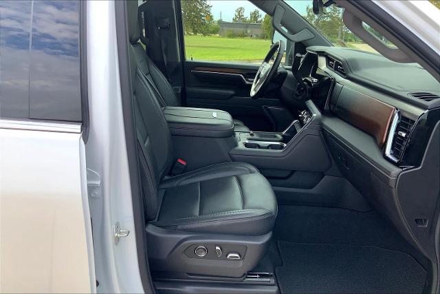 2025 GMC Sierra 2500 HD Vehicle Photo in TOPEKA, KS 66609-0000