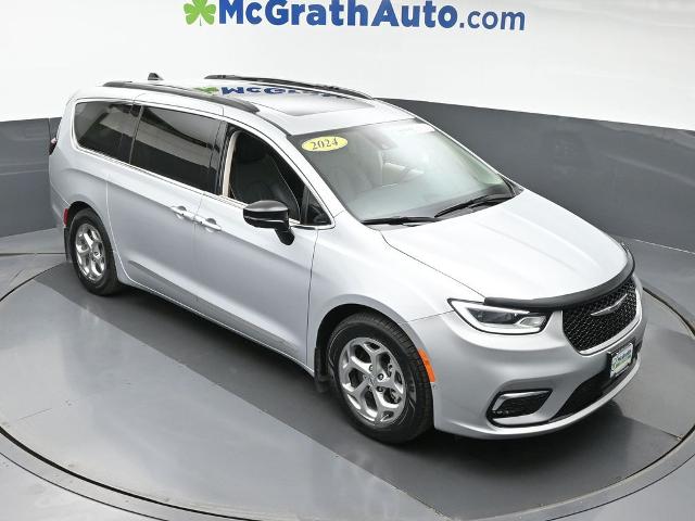 2024 Chrysler Pacifica Vehicle Photo in Cedar Rapids, IA 52402