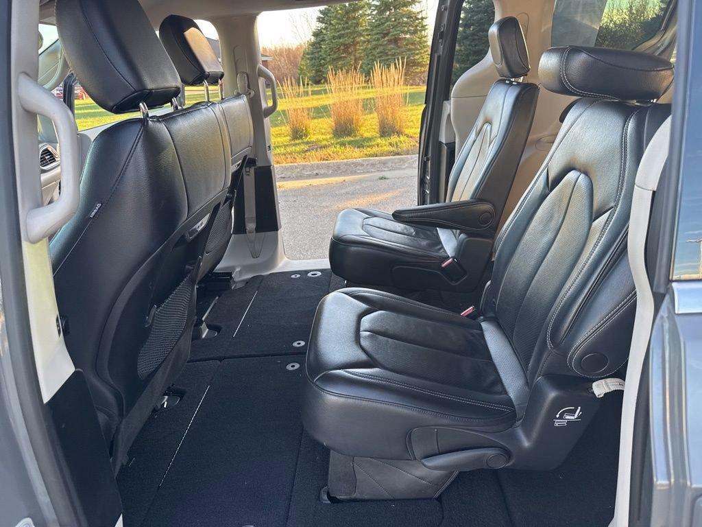 2022 Chrysler Pacifica Vehicle Photo in Cedar Rapids, IA 52402