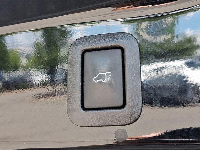 2019 Toyota Highlander Vehicle Photo in DANBURY, CT 06810-5034