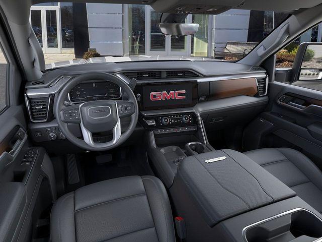 2025 GMC Sierra 2500 HD Vehicle Photo in DANBURY, CT 06810-5034