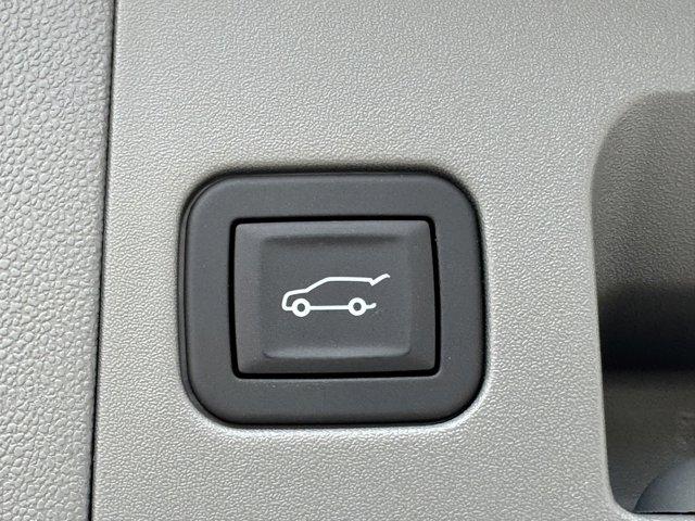 2025 Cadillac XT5 Vehicle Photo in LEOMINSTER, MA 01453-2952