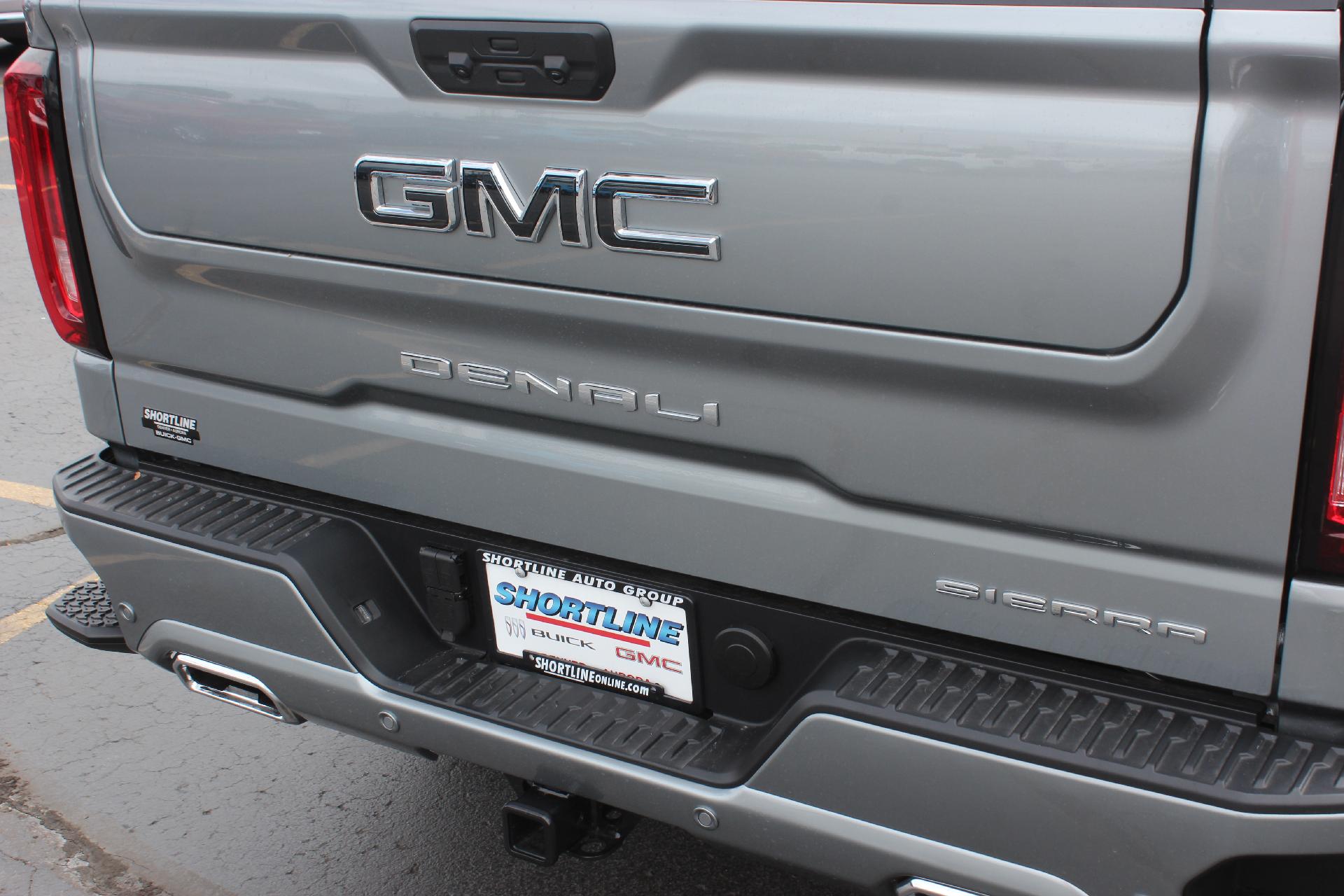 2026 GMC Sierra 1500 Vehicle Photo in AURORA, CO 80012-4011