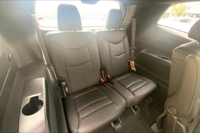 2025 Cadillac XT6 Vehicle Photo in KANSAS CITY, MO 64114-4545
