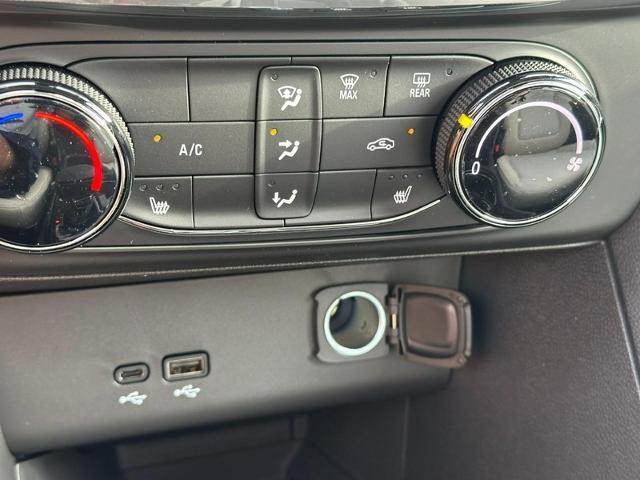 2026 Buick Encore GX Vehicle Photo in COLUMBIA, MO 65203-3903