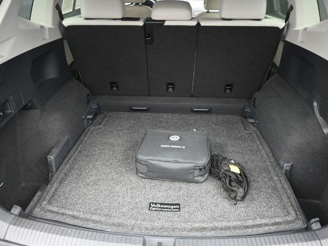 2018 Volkswagen Tiguan Vehicle Photo in Cedar Rapids, IA 52402