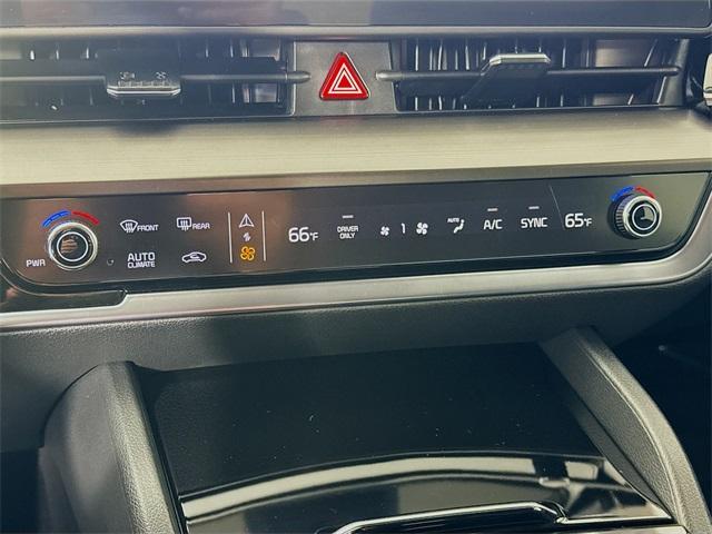 2025 Kia Sportage Hybrid Vehicle Photo in Everett, WA 98204