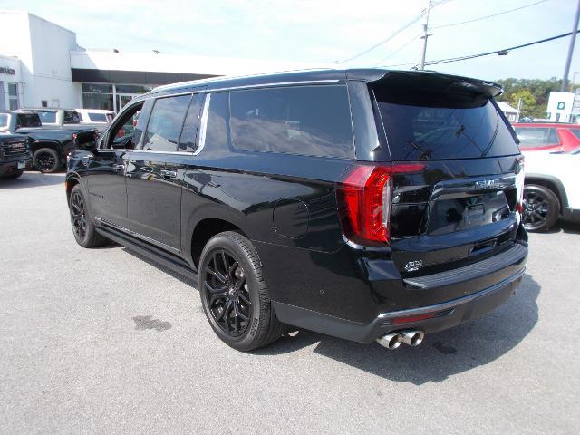 2023 GMC Yukon XL Vehicle Photo in LOWELL, MA 01852-4336