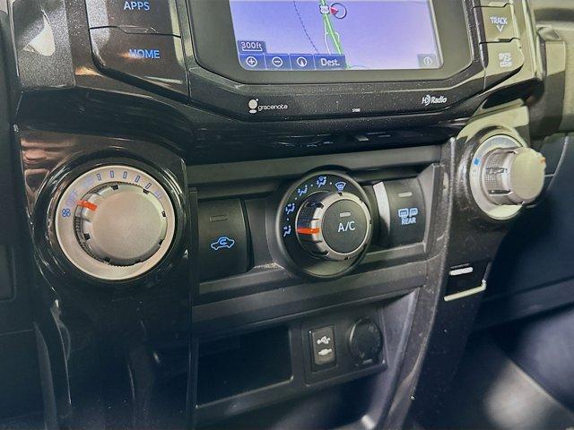 2014 Toyota 4Runner Vehicle Photo in Flemington, NJ 08822