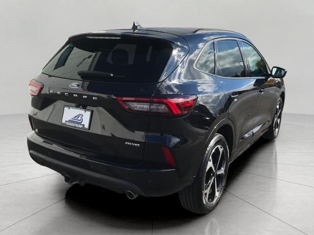 2023 Ford Escape Vehicle Photo in GREEN BAY, WI 54303-3330
