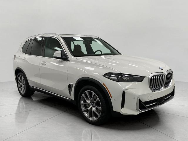 2024 BMW X5 xDrive40i Vehicle Photo in Appleton, WI 54913