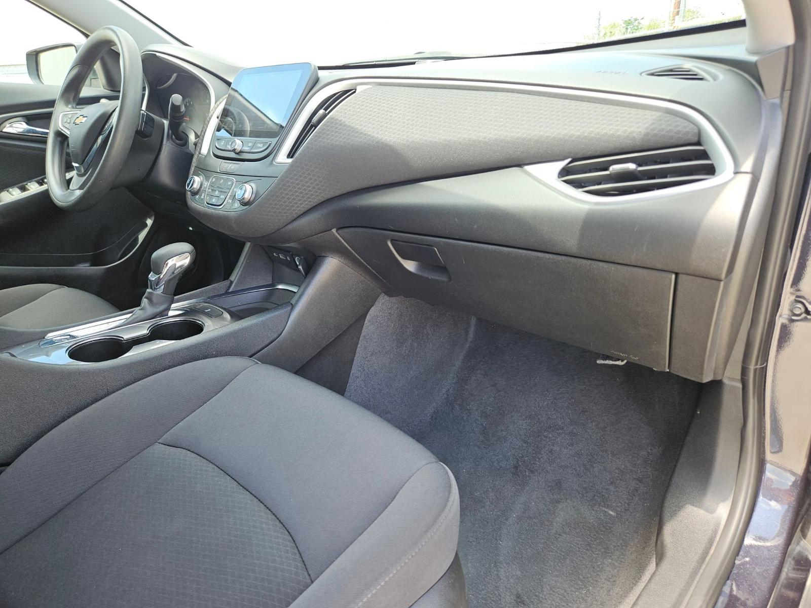 2023 Chevrolet Malibu Vehicle Photo in Seguin, TX 78155