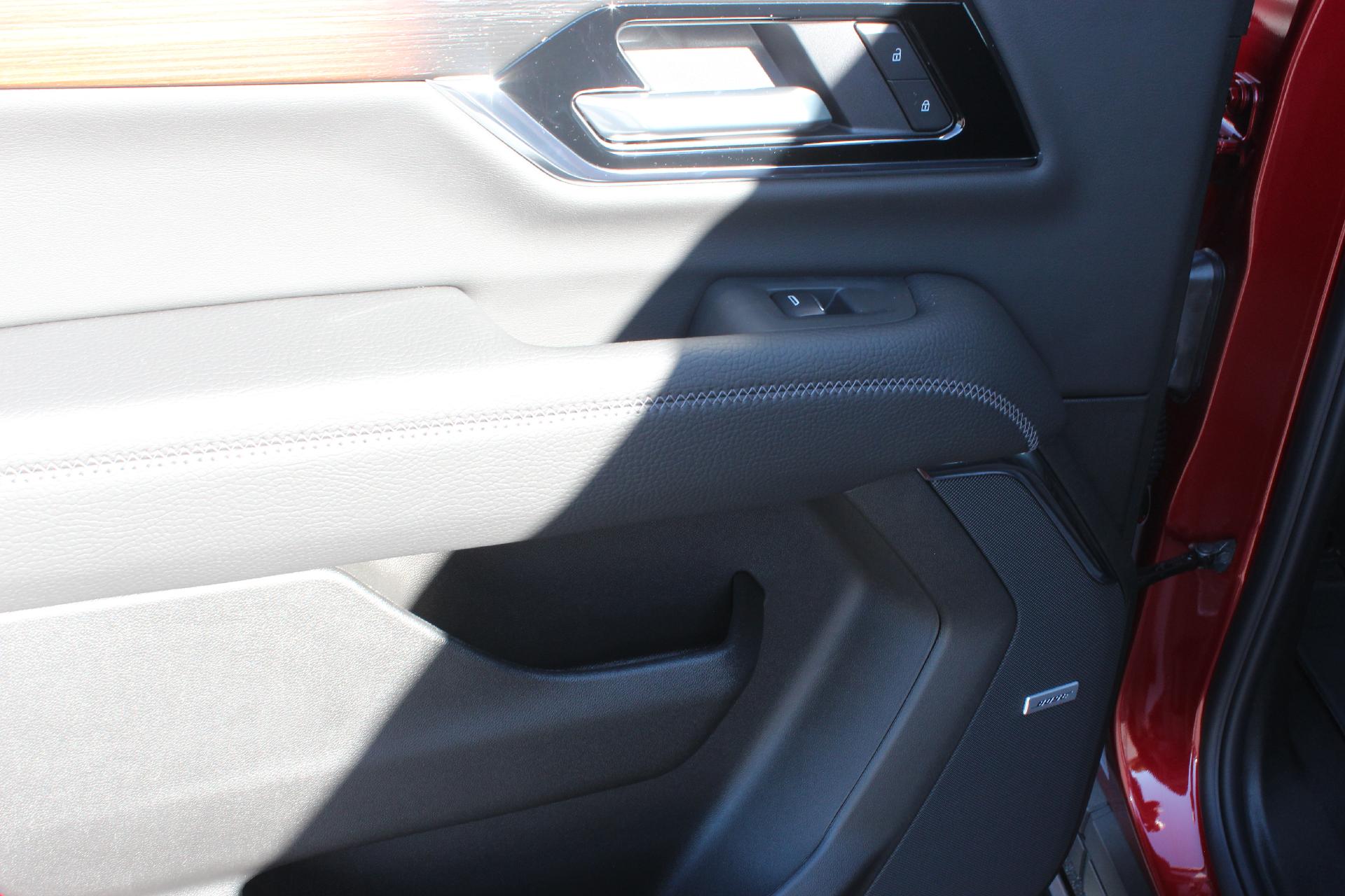 2026 GMC Yukon Vehicle Photo in AURORA, CO 80012-4011