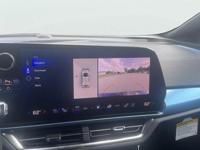 2024 Chevrolet Equinox EV Vehicle Photo in LEOMINSTER, MA 01453-2952