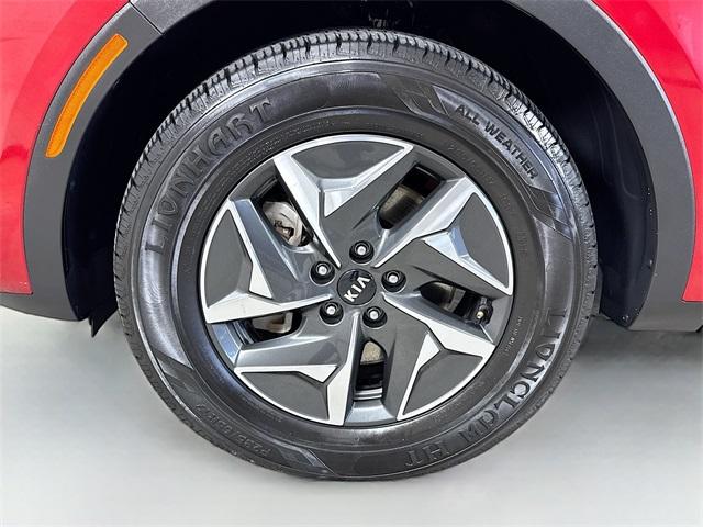 2021 Kia Sorento Hybrid Vehicle Photo in Everett, WA 98204