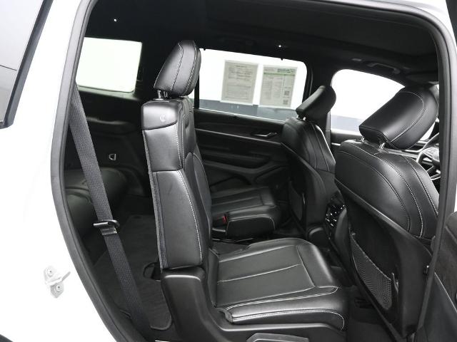 2024 Jeep Grand Cherokee L Vehicle Photo in Cedar Rapids, IA 52402