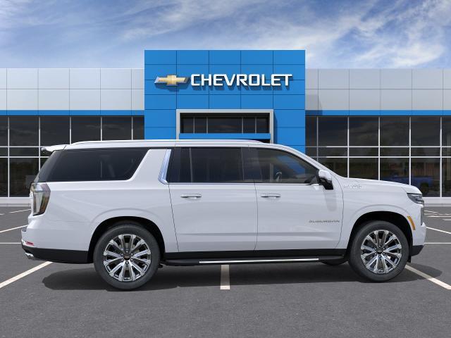 2026 Chevrolet Suburban photo 5 of 31
