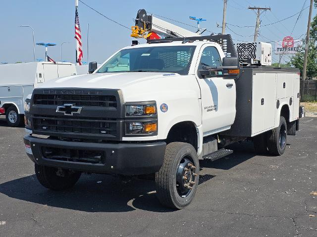 2024 Chevrolet Silverado Chassis Cab Vehicle Photo in INDEPENDENCE, MO 64055-1314