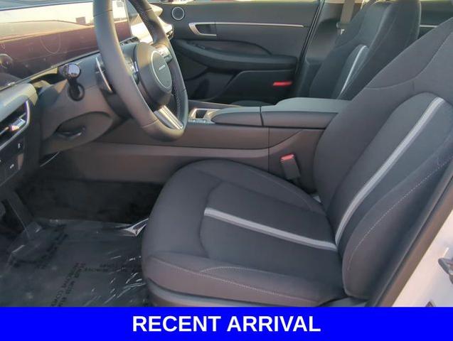 2025 Hyundai SONATA Vehicle Photo in Merrillville, IN 46410