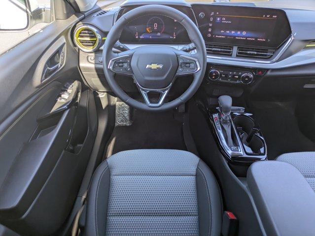 2025 Chevrolet Trax Vehicle Photo in BRUNSWICK, GA 31525-1881