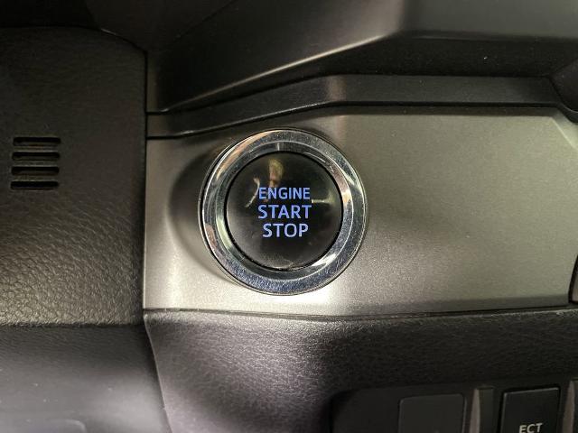 2019 Toyota Tacoma Vehicle Photo in GILBERT, AZ 85297-0402