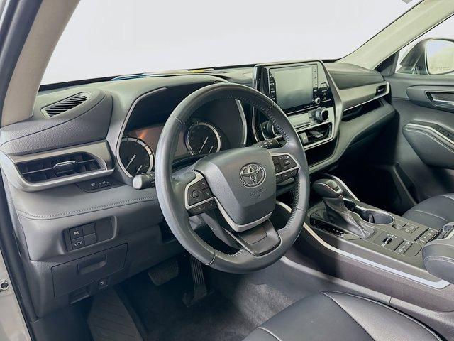 2022 Toyota Highlander Vehicle Photo in Flemington, NJ 08822