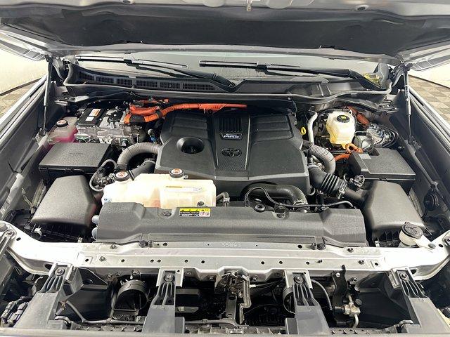 2023 Toyota Tundra 4WD Vehicle Photo in Flemington, NJ 08822