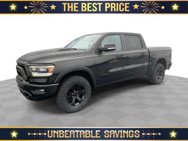 2021 Ram 1500 Vehicle Photo in MOON TOWNSHIP, PA 15108-2571