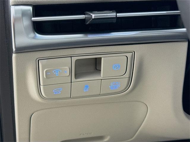 2025 Hyundai TUCSON Hybrid Vehicle Photo in Everett, WA 98204