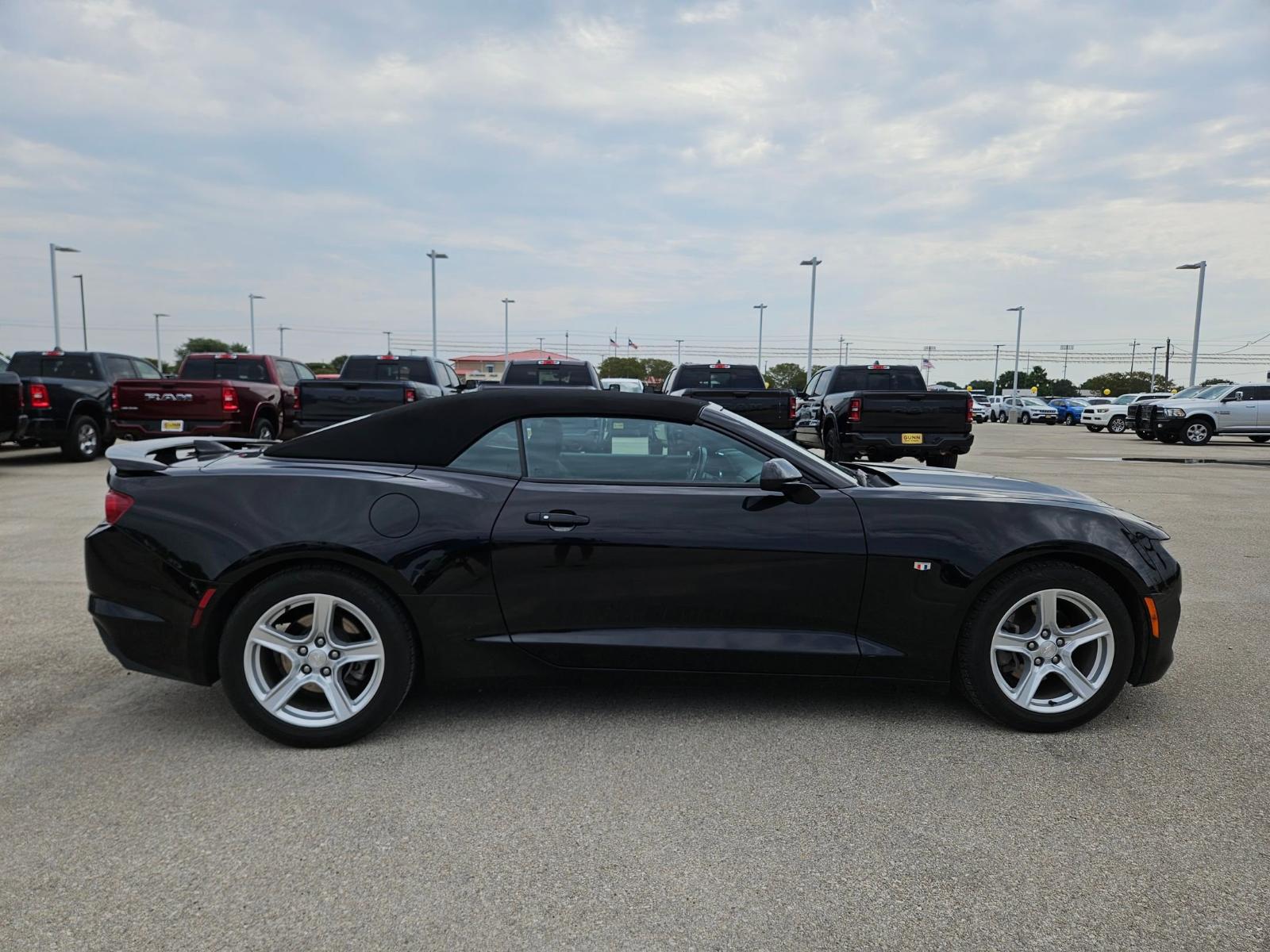 2023 Chevrolet Camaro Vehicle Photo in Seguin, TX 78155
