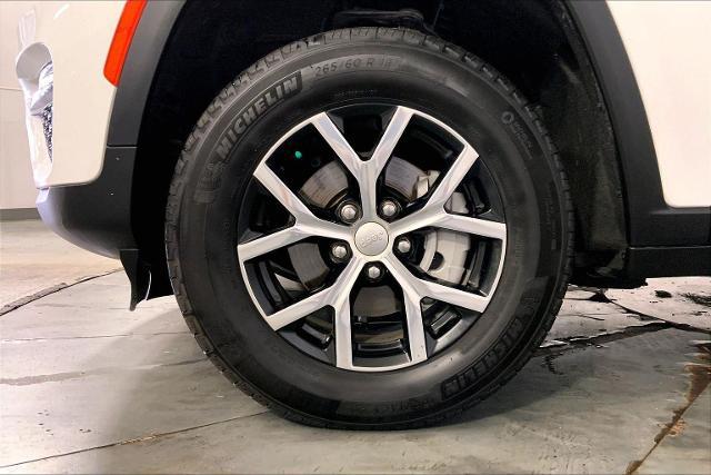 2024 Jeep Grand Cherokee Vehicle Photo in INDEPENDENCE, MO 64055-1314