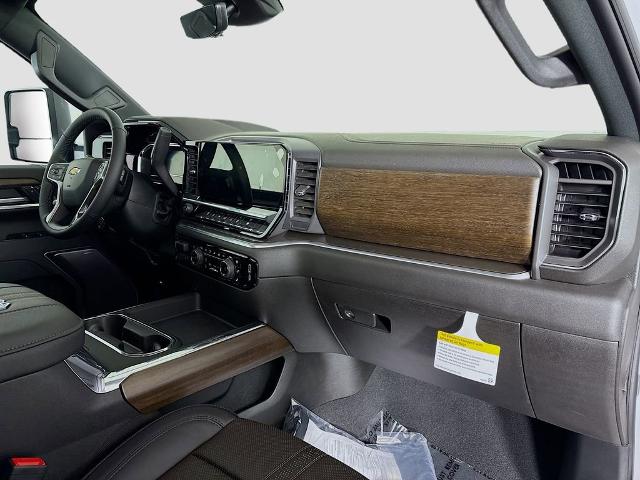 2025 Chevrolet Silverado 2500 HD Vehicle Photo in PUYALLUP, WA 98371-4149