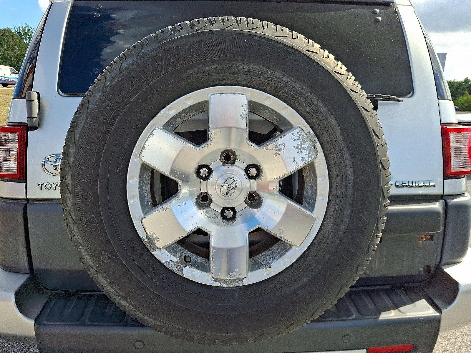 2007 Toyota FJ Cruiser Vehicle Photo in Mechanicsburg, PA 17050-2306