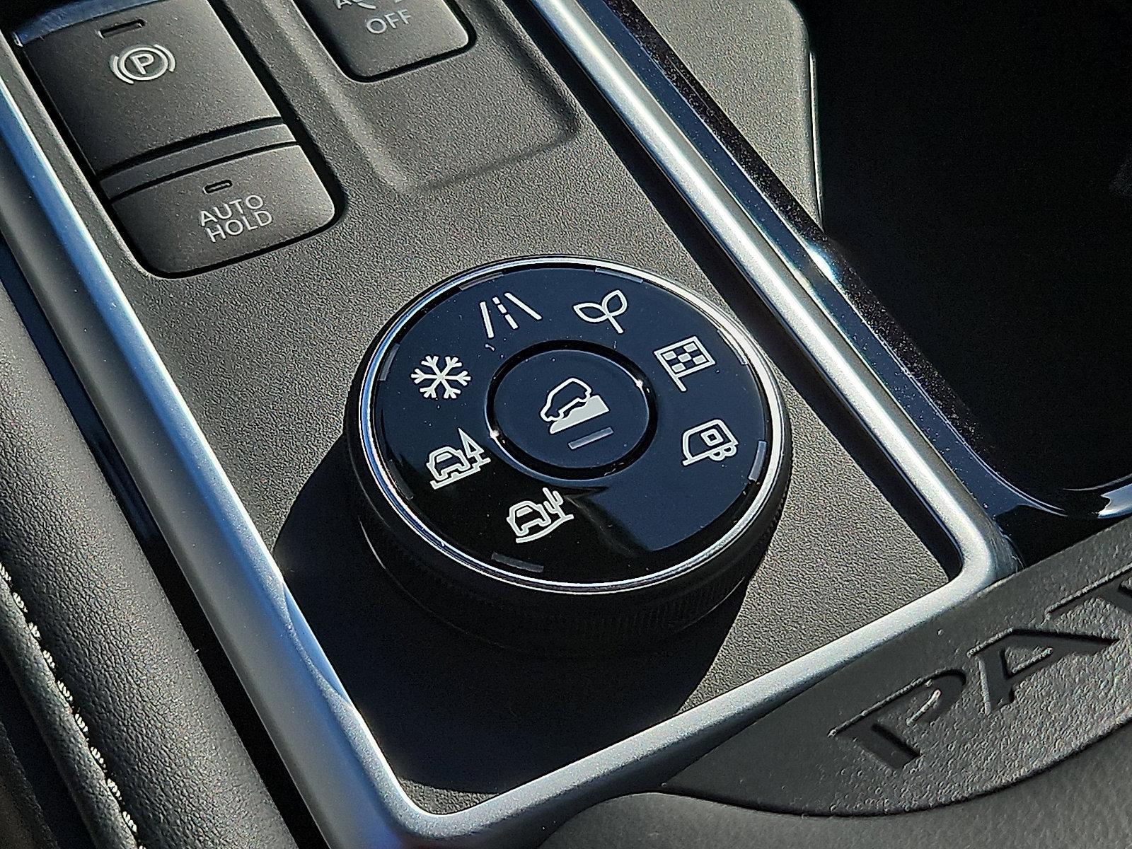 2025 Nissan Pathfinder Vehicle Photo in Jenkintown, PA 19046