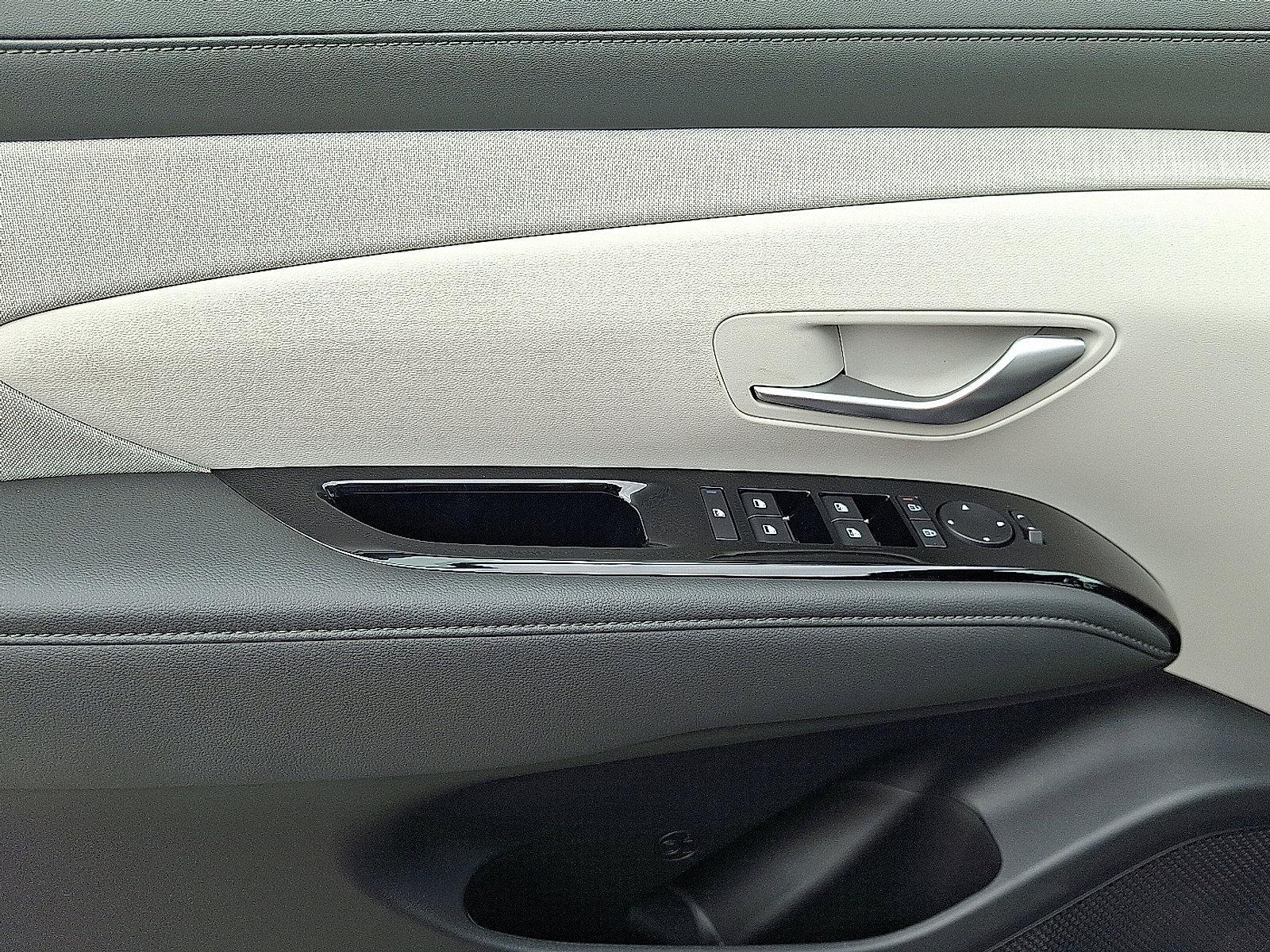 2025 Hyundai TUCSON Hybrid Vehicle Photo in Harrisburg, PA 17111