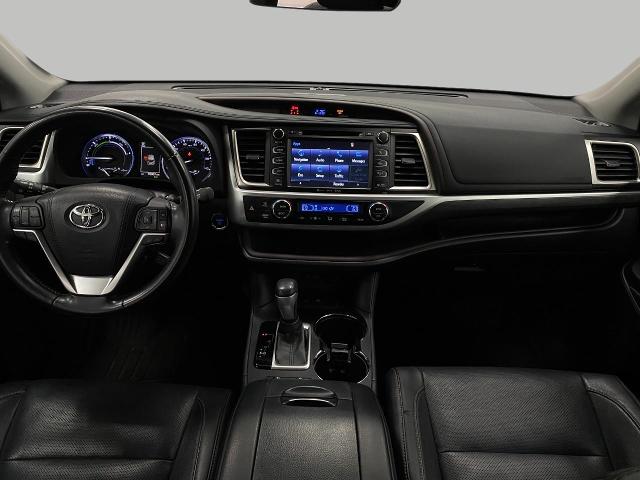 2017 Toyota Highlander Vehicle Photo in Appleton, WI 54913