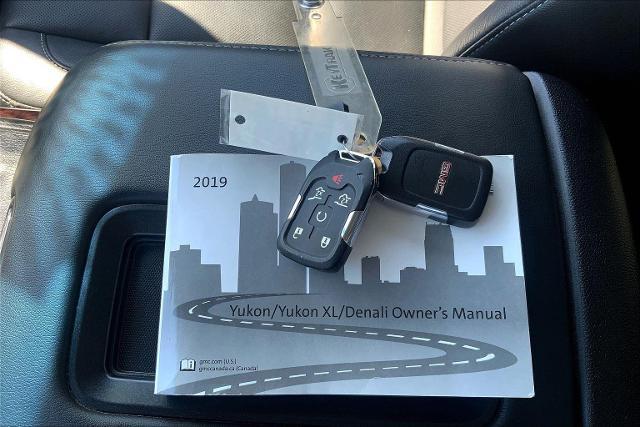 2019 GMC Yukon XL Vehicle Photo in KANSAS CITY, MO 64114-4545