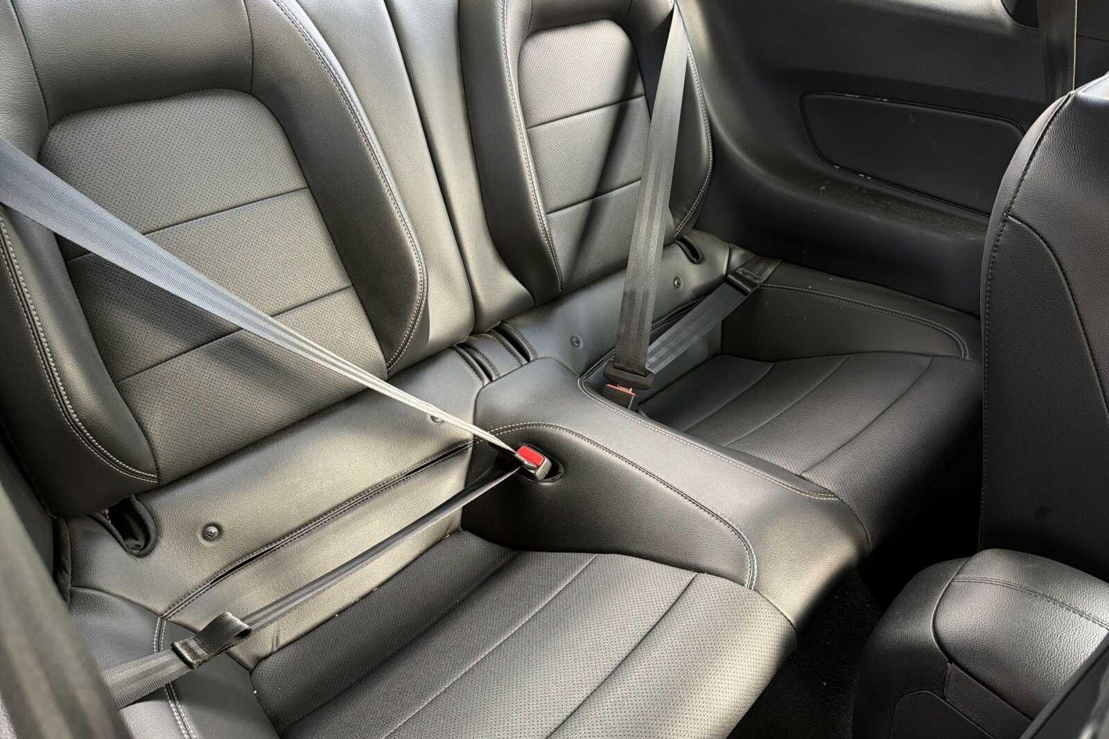 2022 Ford Mustang GT Premium - Photo 18