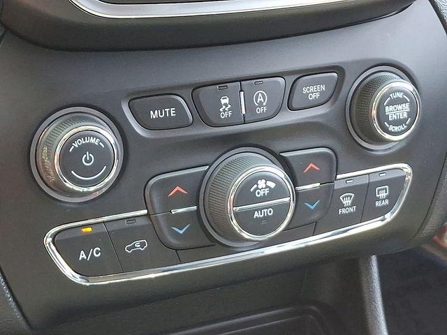 2020 Jeep Cherokee Vehicle Photo in DANBURY, CT 06810-5034