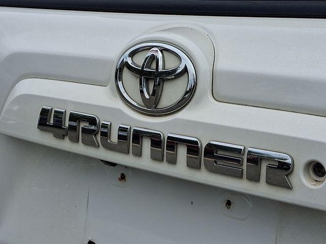 2016 Toyota 4Runner Vehicle Photo in DANBURY, CT 06810-5034