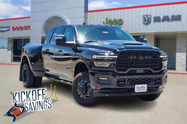 2025 Ram 3500 Vehicle Photo in Ennis, TX 75119-5114