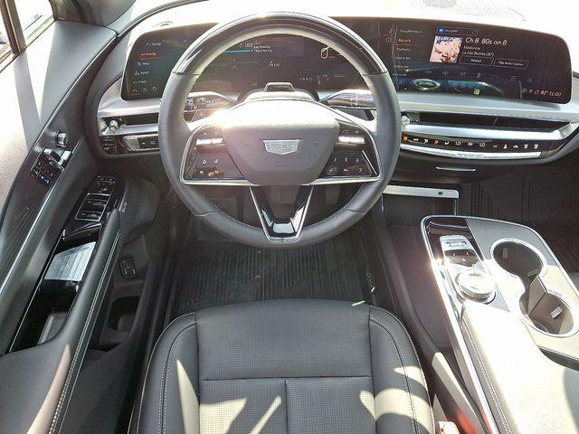 2025 Cadillac LYRIQ Vehicle Photo in DANBURY, CT 06810-5034