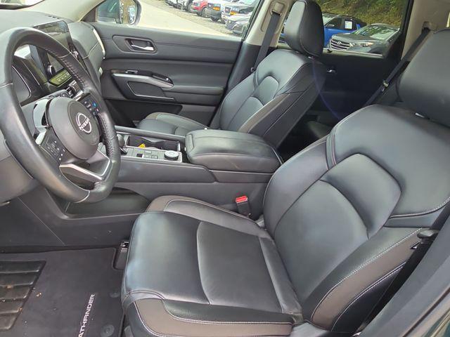2023 Nissan Pathfinder Vehicle Photo in Pleasant Hills, PA 15236