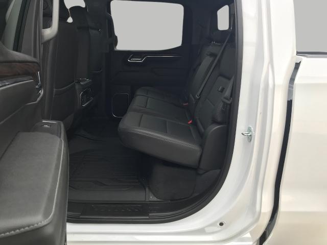 2023 GMC Sierra 1500 Vehicle Photo in GREEN BAY, WI 54303-3330