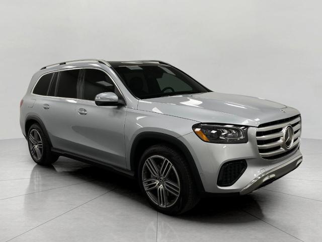 2025 Mercedes-Benz GLS Vehicle Photo in Neenah, WI 54956