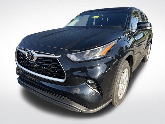2023 Toyota Highlander Vehicle Photo in Radcliff, KY 40160